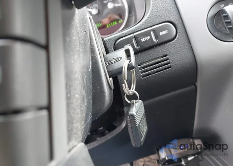 2006 Lincoln Mark Lt z USA, uszkodzony, nr VIN 5LTPW18526FJ21943